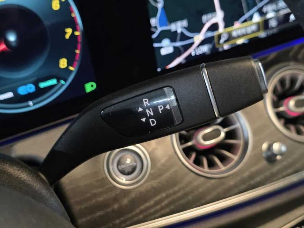 벤츠 E 클래스 E-클래스 W213 E350 4MATIC AMG LINE 이미지 10