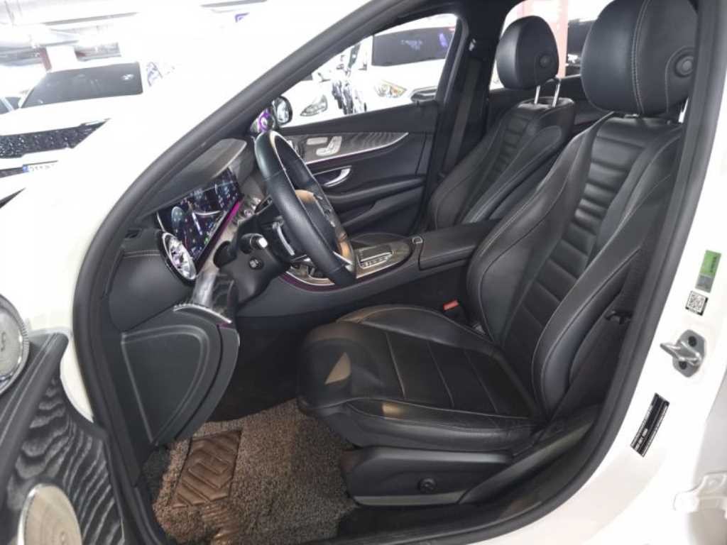 벤츠 E 클래스 E-클래스 W213 E350 4MATIC AMG LINE 이미지 8
