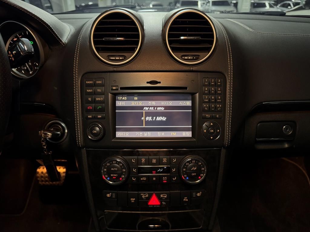 벤츠 M 클래스 뉴 M클래스 W166 ML300 CDI 이미지 14