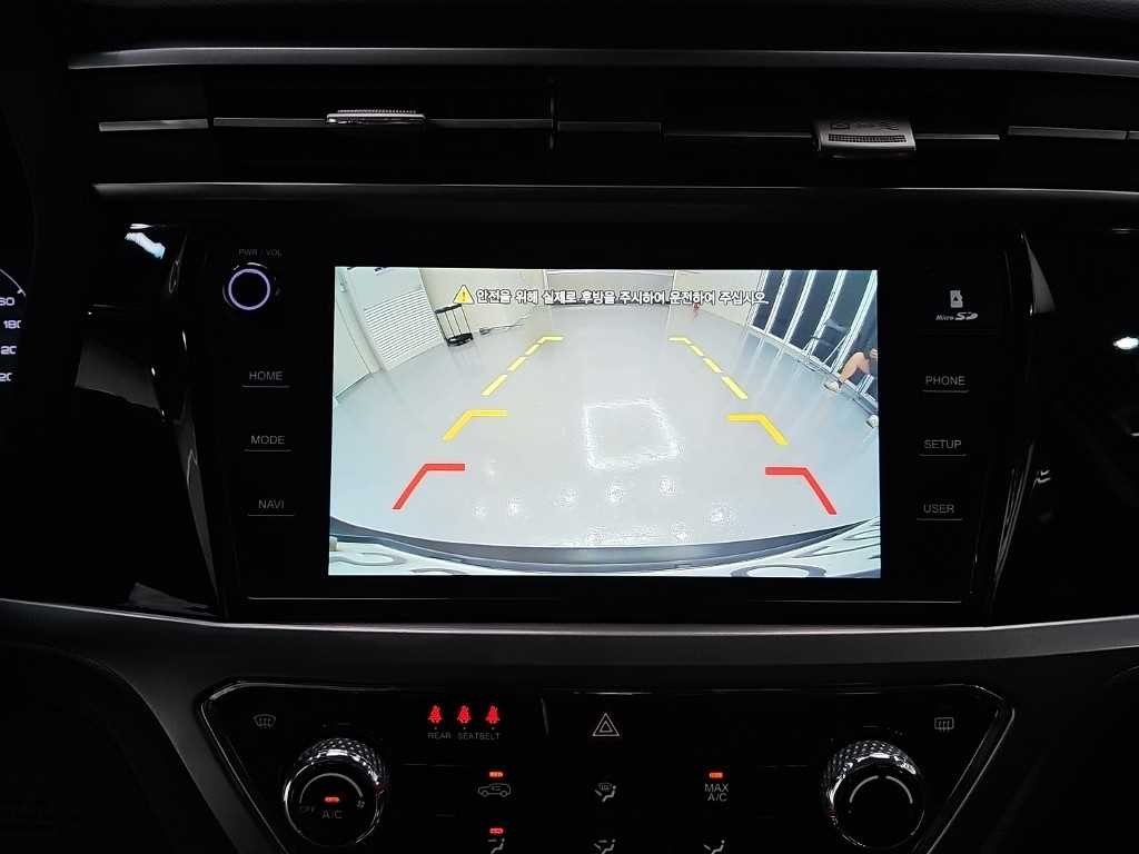 KG모빌리티(쌍용) 코란도 뷰티풀코란도 2WD 디젤 1.6 C7 이미지 15