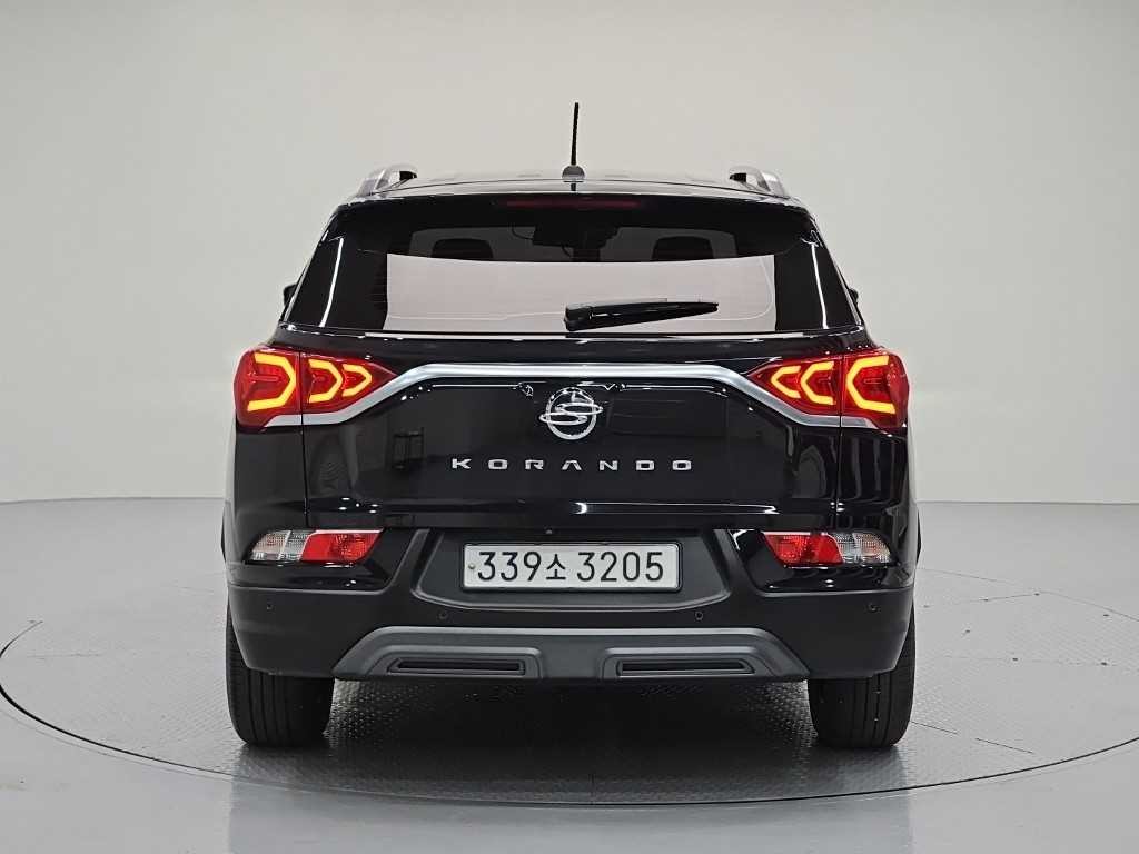 KG모빌리티(쌍용) 코란도 뷰티풀코란도 2WD 디젤 1.6 C7 이미지 3