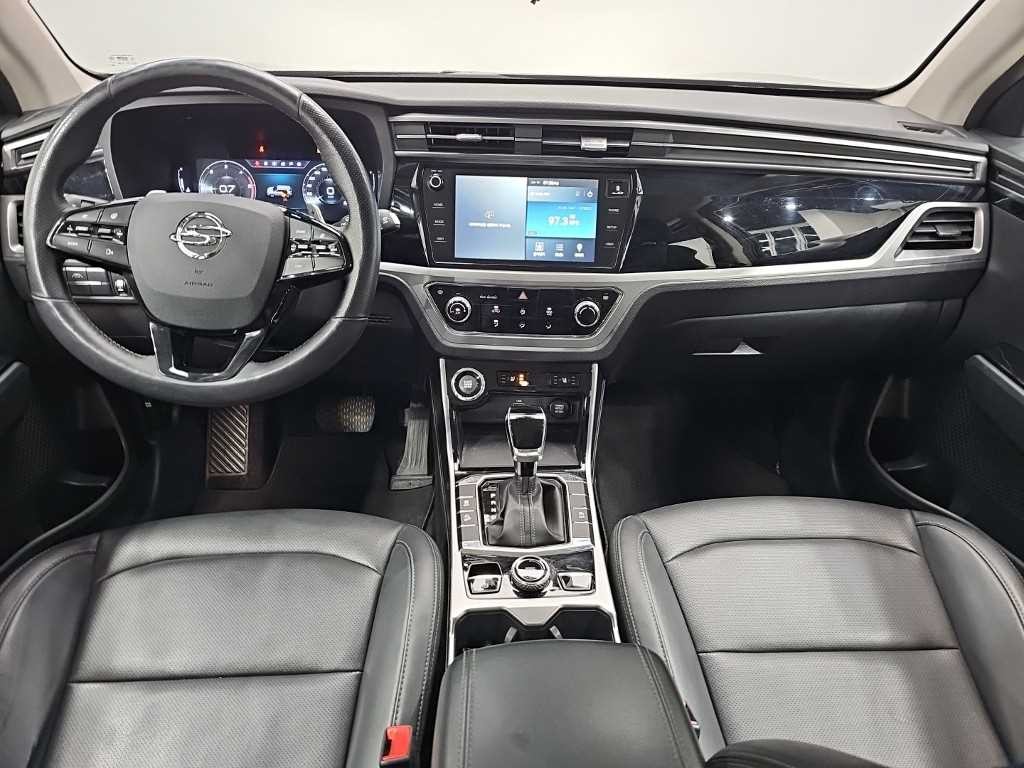 KG모빌리티(쌍용) 코란도 뷰티풀코란도 2WD 디젤 1.6 C7 이미지 7