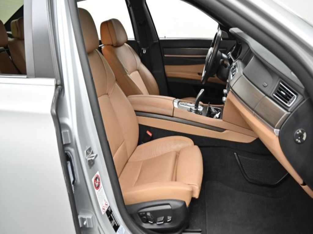 BMW 7시리즈 7시리즈 (F01) 750 Li xDrive B&O 에디션 이미지 10