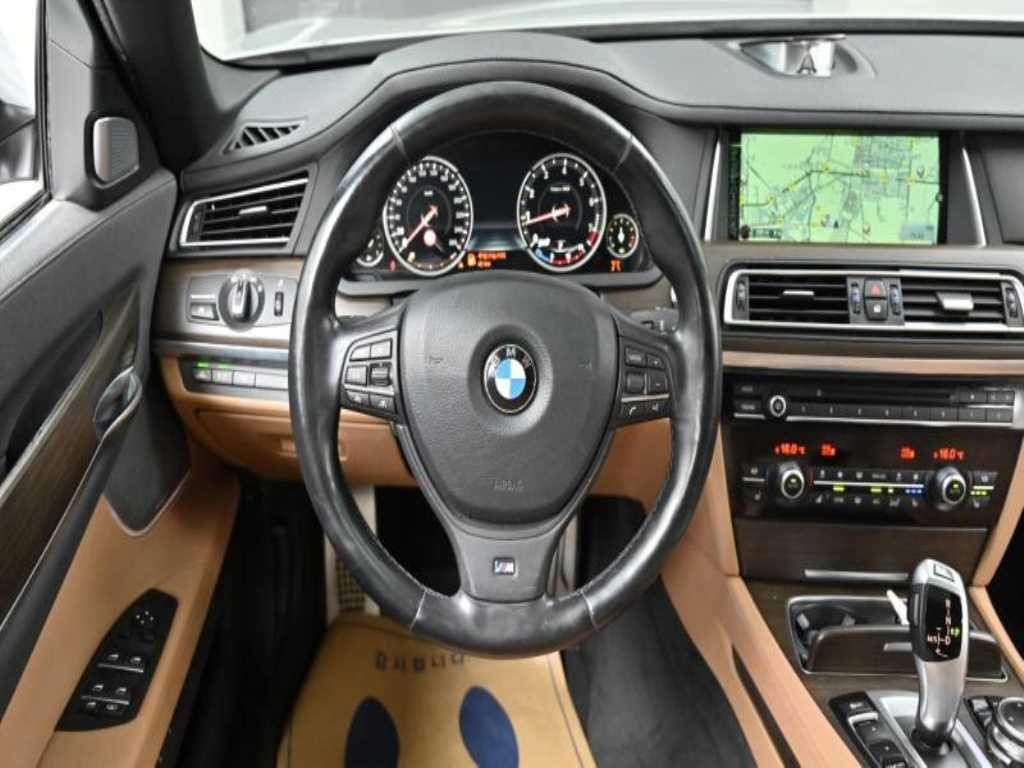 BMW 7시리즈 7시리즈 (F01) 750 Li xDrive B&O 에디션 이미지 13