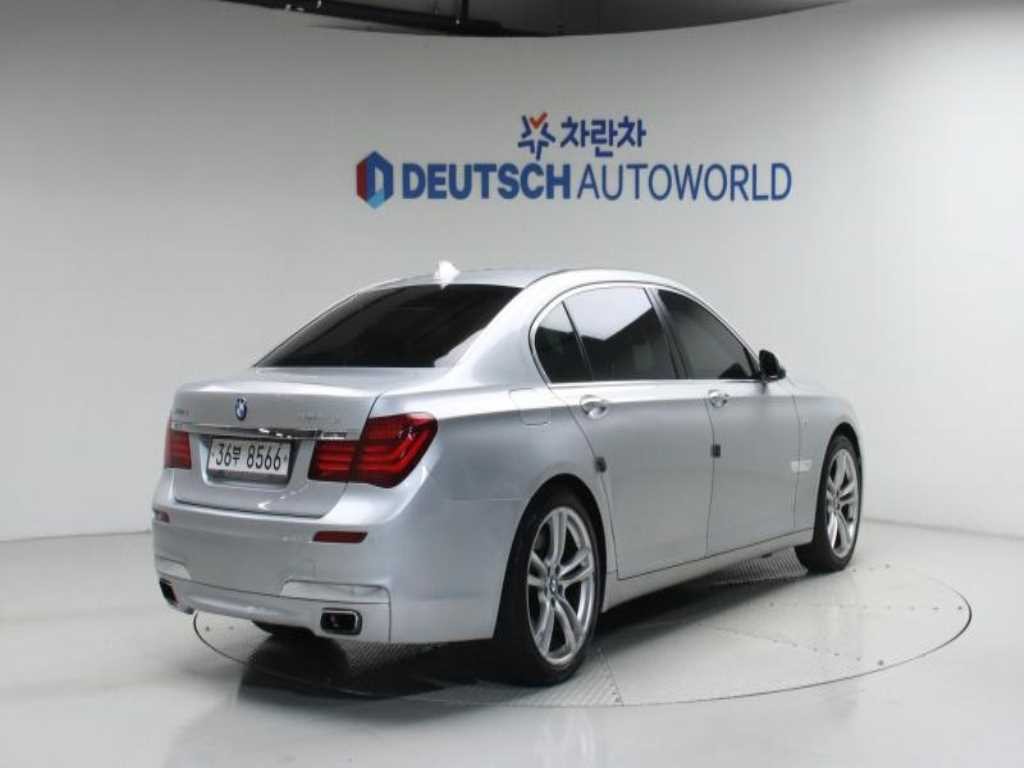 BMW 7시리즈 7시리즈 (F01) 750 Li xDrive B&O 에디션 이미지 3