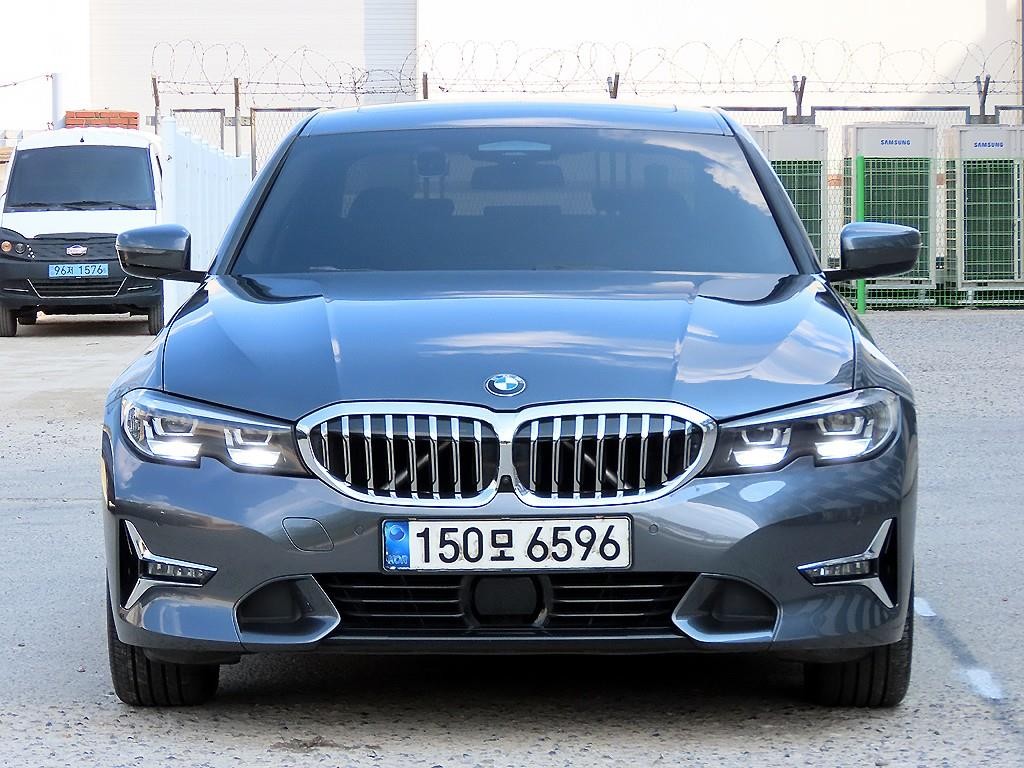 BMW 3시리즈 3시리즈 (G20) 320i 럭셔리 이미지 1