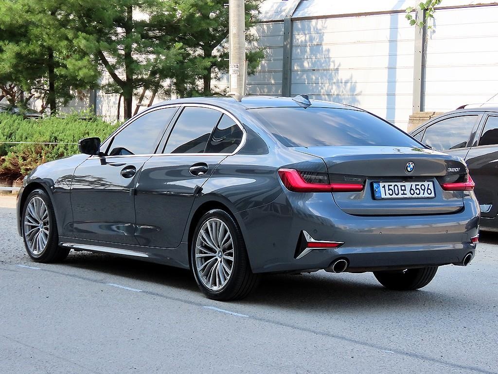 BMW 3시리즈 3시리즈 (G20) 320i 럭셔리 이미지 3
