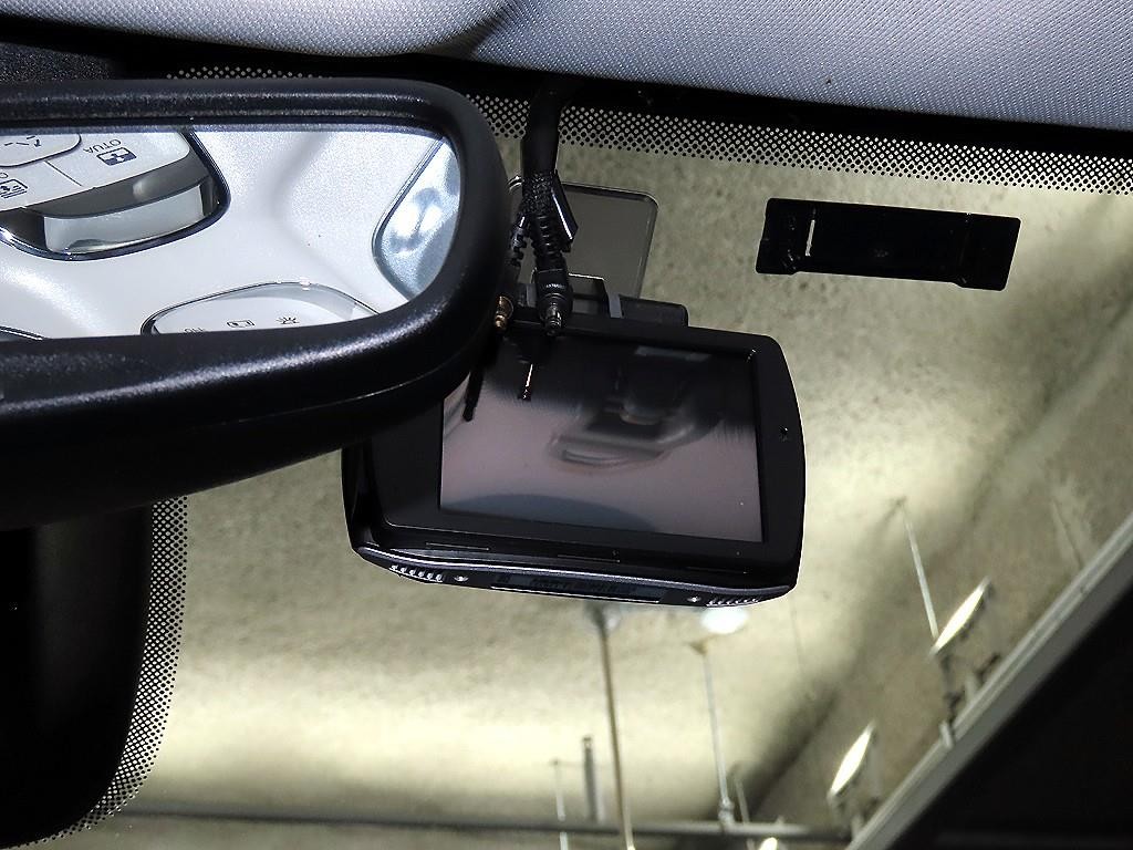 지프 컴패스 컴패스 2세대 2.4 AWD 론지튜드 이미지 15