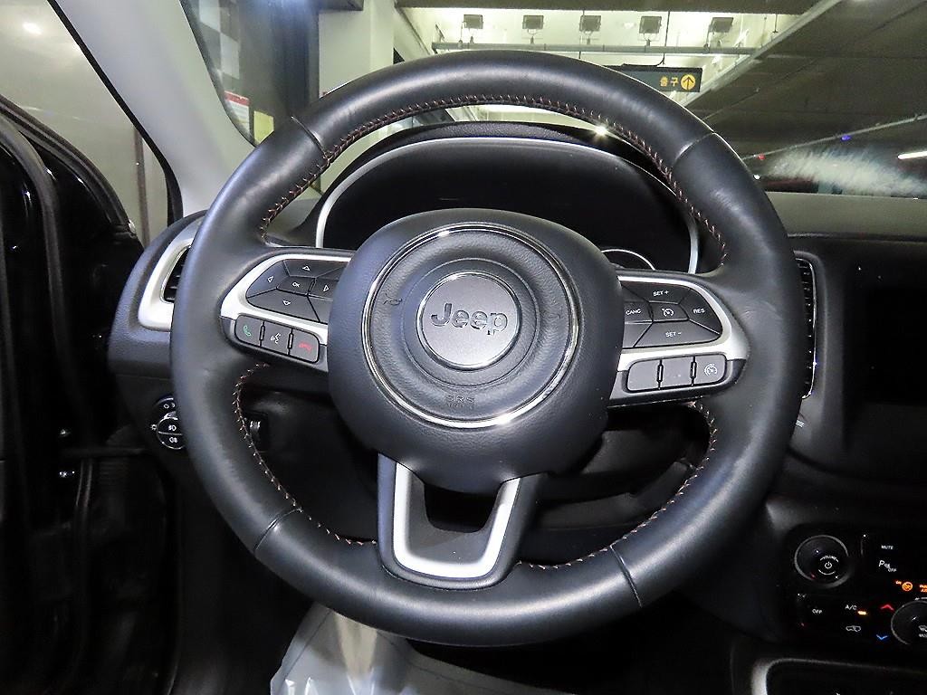 지프 컴패스 컴패스 2세대 2.4 AWD 론지튜드 이미지 8