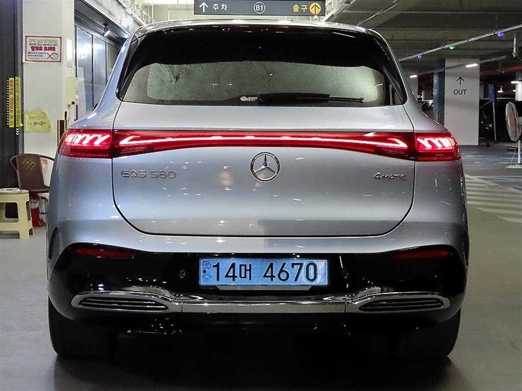 벤츠 EQS EQS SUV X296 EQS 580 4MATIC 런치에디션 이미지 5