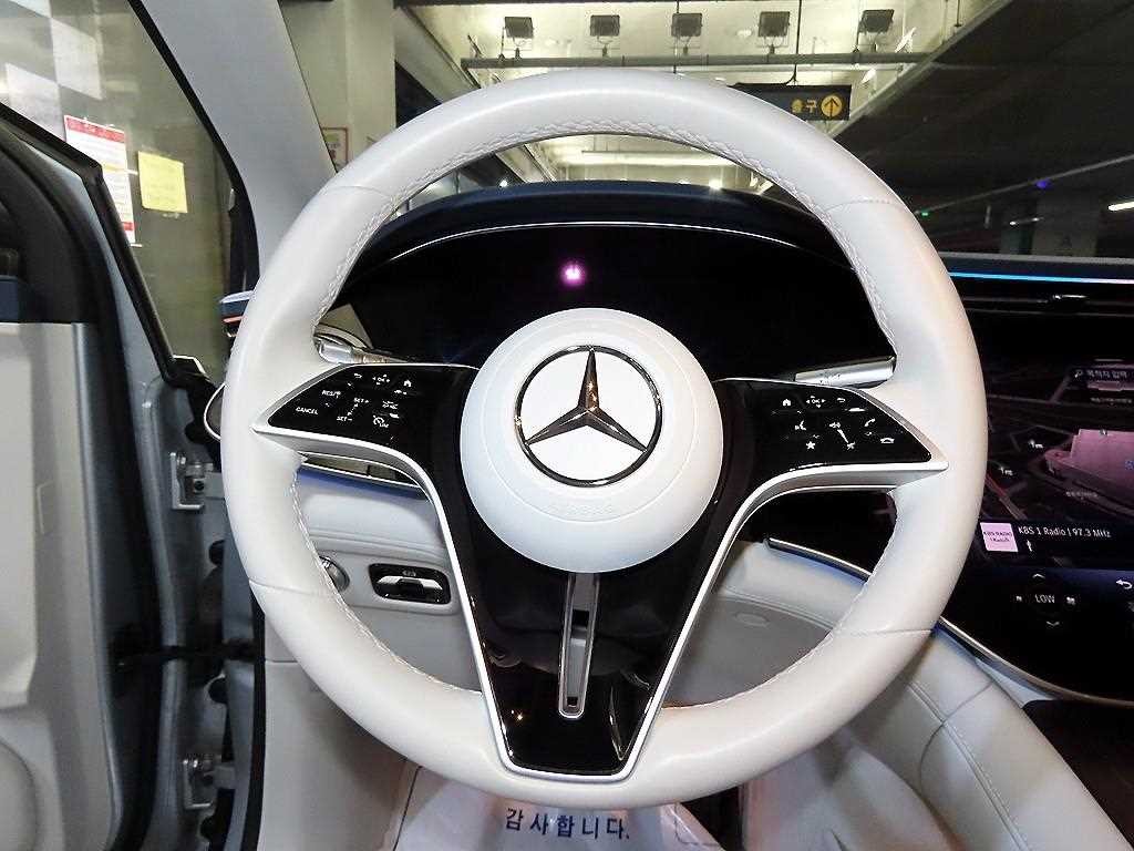 벤츠 EQS EQS SUV X296 EQS 580 4MATIC 런치에디션 이미지 8