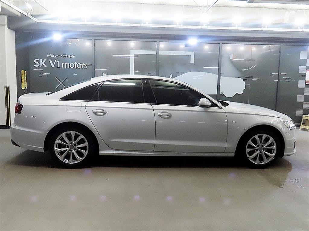 아우디 A6 뉴A6 35 TDI 콰트로 프리미엄 이미지 3