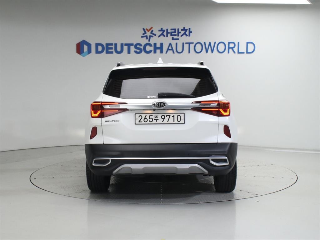 기아 셀토스 디젤 1.6 2WD 시그니처 이미지 4