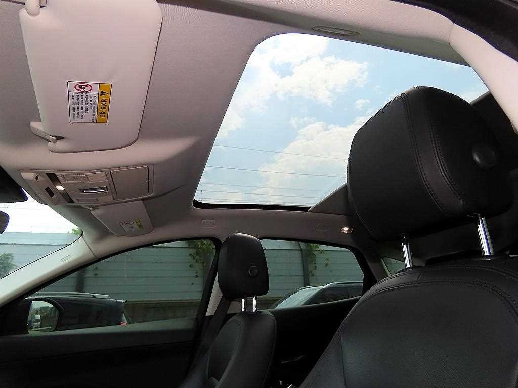 재규어 E-PACE D180 S 이미지 16