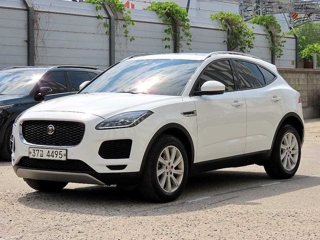 재규어 E-PACE D180 S 이미지 2