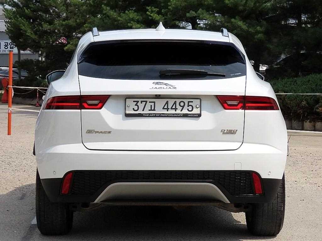 재규어 E-PACE D180 S 이미지 4