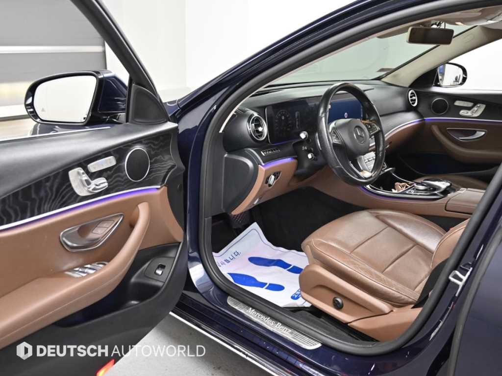 벤츠 E 클래스 E-클래스 W213 E300 4MATIC 아방가르드인텔리전트드라이브 이미지 11