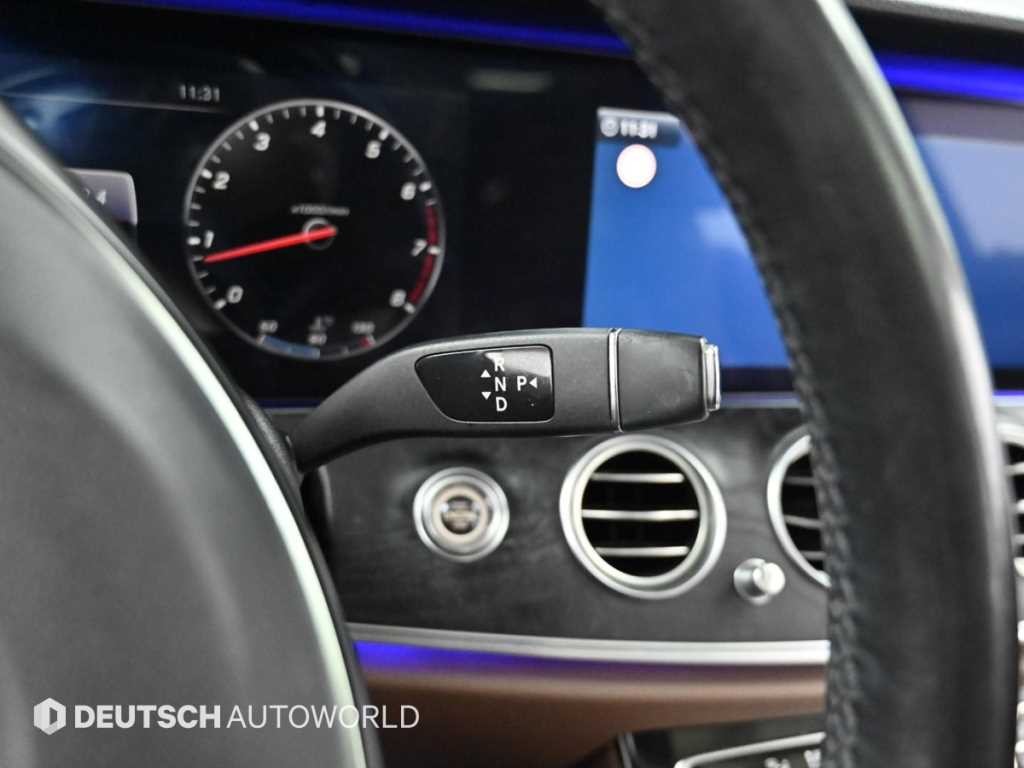 벤츠 E 클래스 E-클래스 W213 E300 4MATIC 아방가르드인텔리전트드라이브 이미지 9