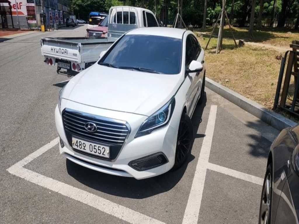 현대 쏘나타 LF 쏘나타 PHEV 프리미엄 이미지 1