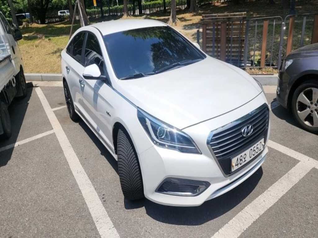 현대 쏘나타 LF 쏘나타 PHEV 프리미엄 이미지 2