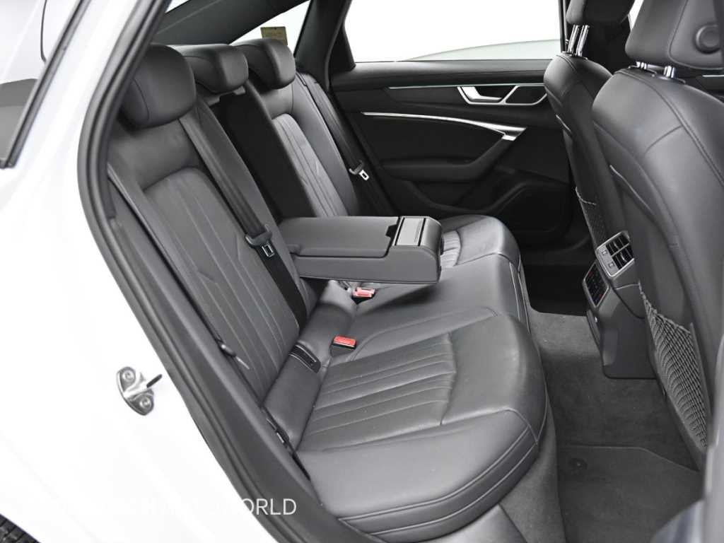 아우디 A6 A6 (C8) 45 TFSI 콰트로 프리미엄 이미지 12
