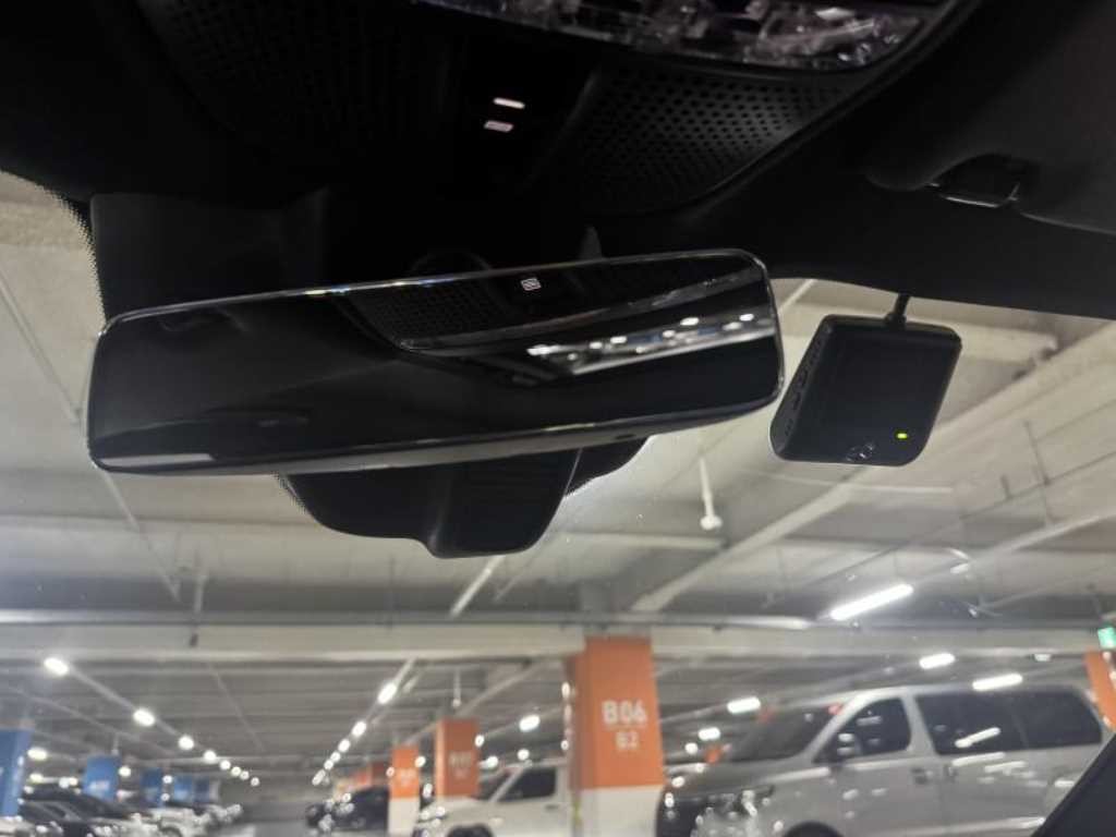 벤츠 E 클래스 E-클래스 W213 E300 4MATIC AMG LINE 이미지 10