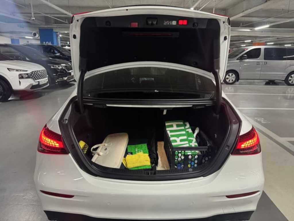 벤츠 E 클래스 E-클래스 W213 E300 4MATIC AMG LINE 이미지 19