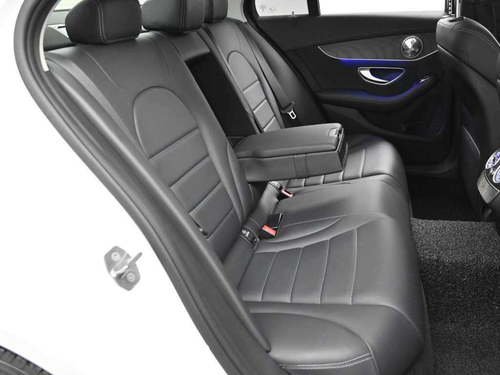 벤츠 C 클래스 C클래스 W205 C220 d 4MATIC 익스클루시브 이미지 12