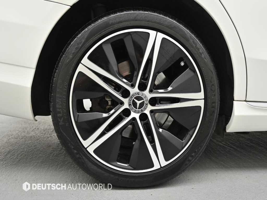 벤츠 C 클래스 C클래스 W205 C220 d 4MATIC 익스클루시브 이미지 5