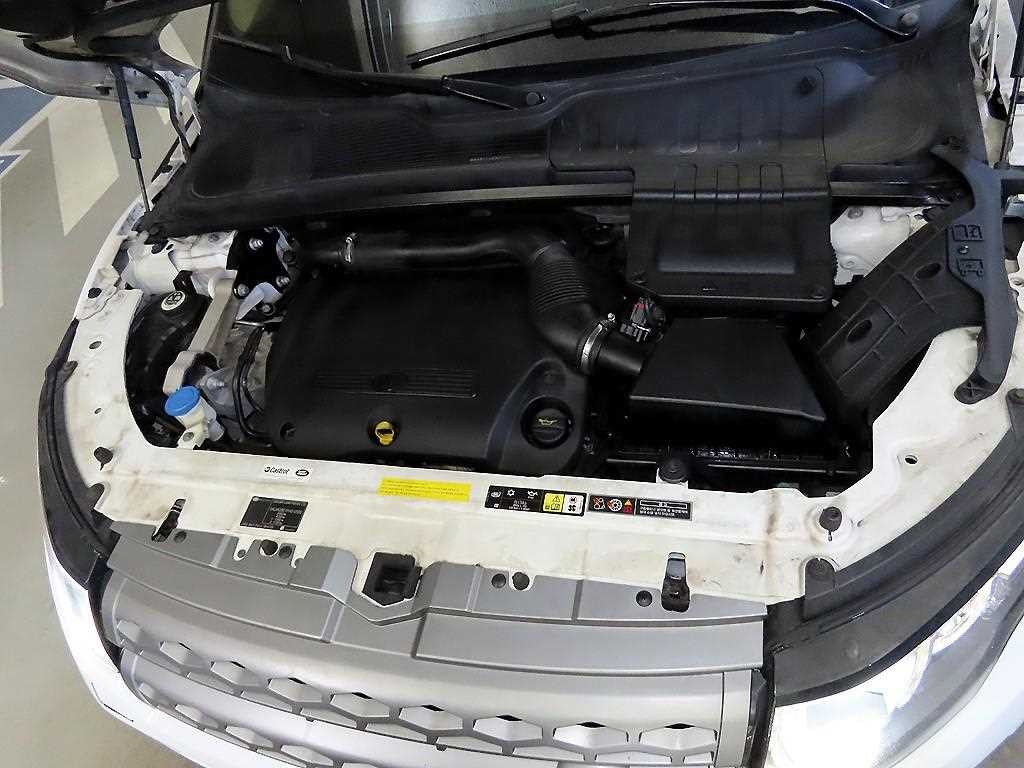 랜드로버 레인지로버 이보크 2.2 SD4 퓨어 이미지 19