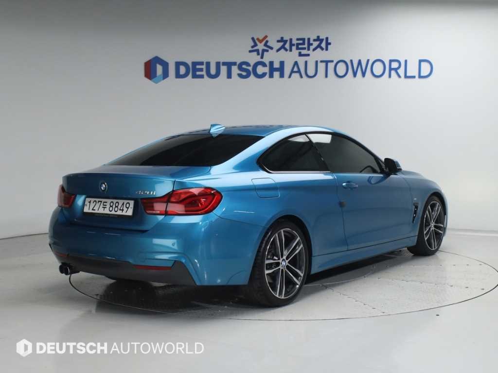 BMW 4시리즈 4시리즈 (F32) 420i 쿠페 M 스포츠 이미지 3