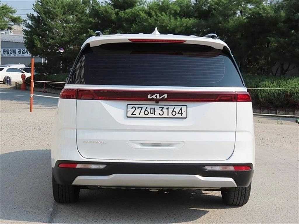 기아 카니발 카니발 4세대 디젤 9인승 프레스티지 이미지 4