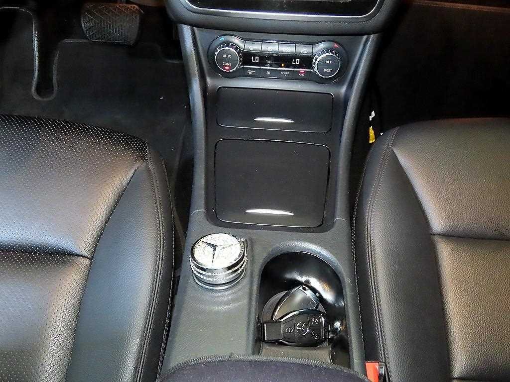 벤츠 CLA 클래스 CLA클래스 CLA 200 CDI 이미지 13