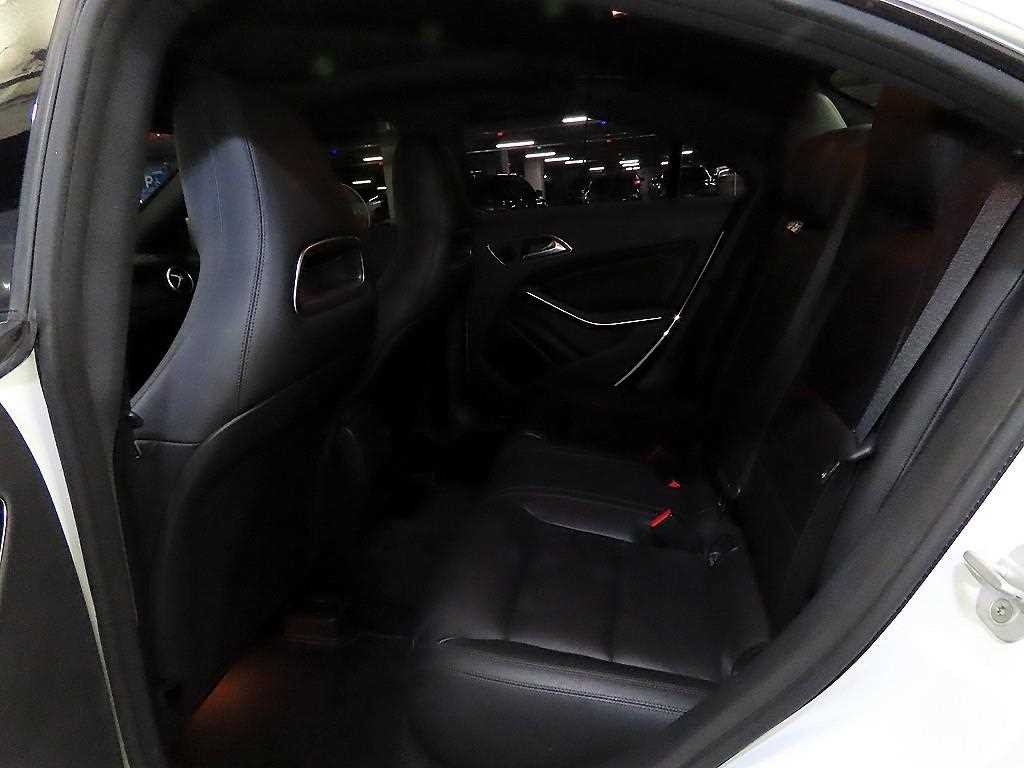 벤츠 CLA 클래스 CLA클래스 CLA 200 CDI 이미지 7