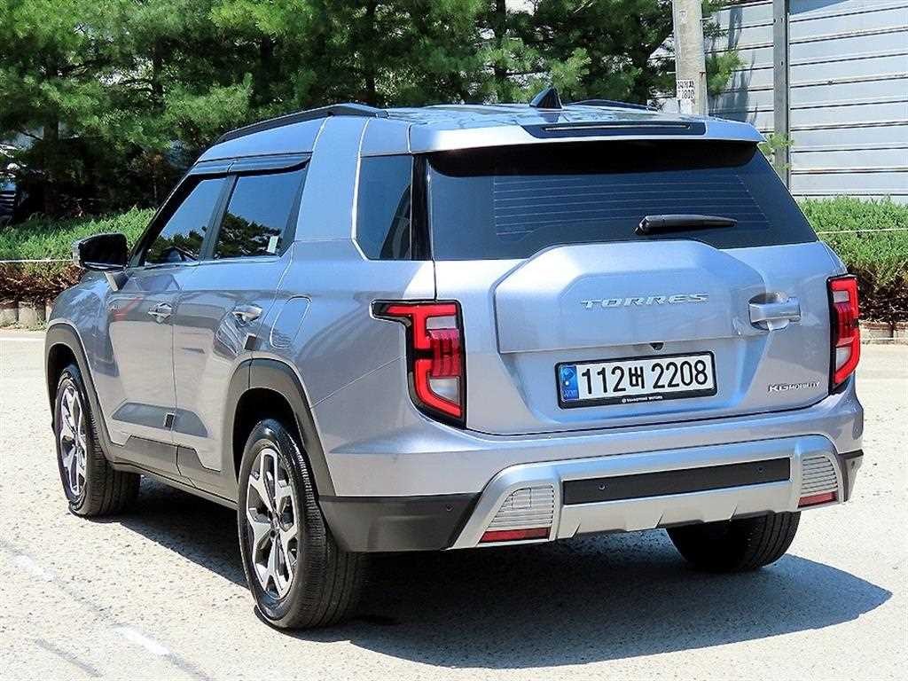 KG모빌리티(쌍용) 토레스 1.5 GDI-T 4WD T7 이미지 3