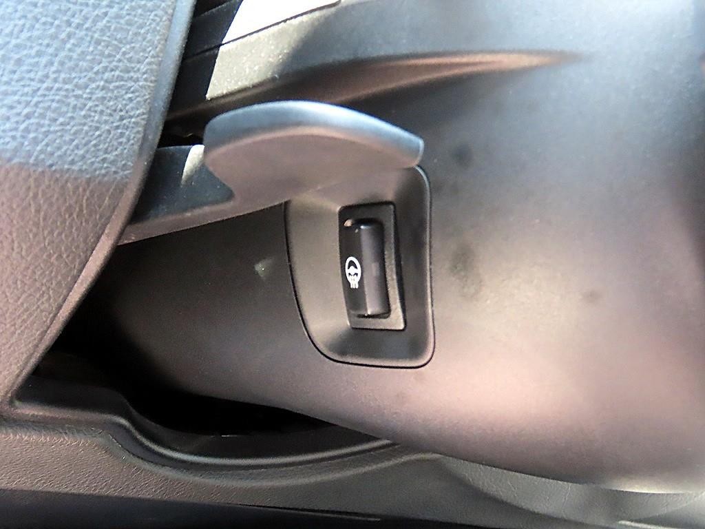 BMW 4시리즈 4시리즈 (F32) 420d xDRIVE 쿠페 M 스포츠 이미지 13