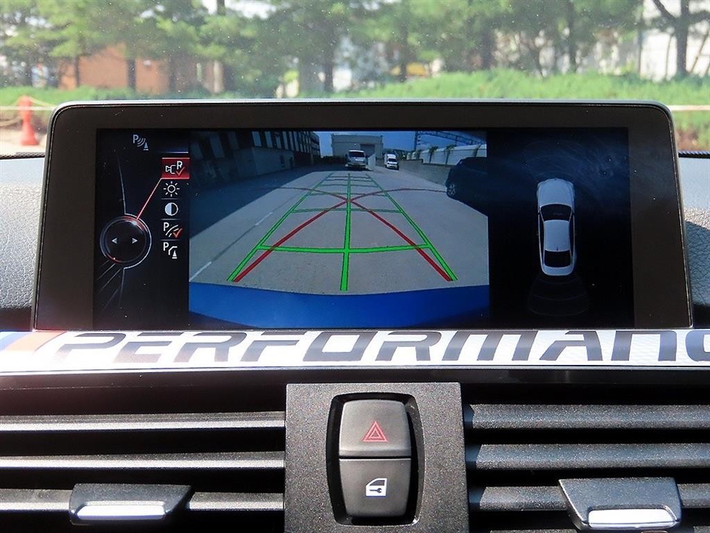 BMW 4시리즈 4시리즈 (F32) 420d xDRIVE 쿠페 M 스포츠 이미지 16