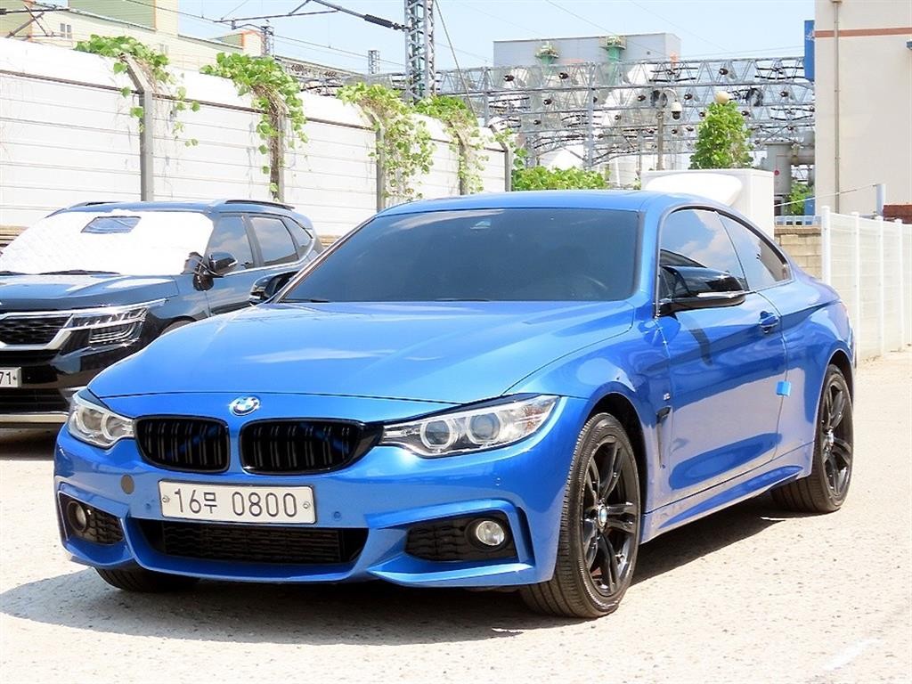 BMW 4시리즈 4시리즈 (F32) 420d xDRIVE 쿠페 M 스포츠 이미지 2
