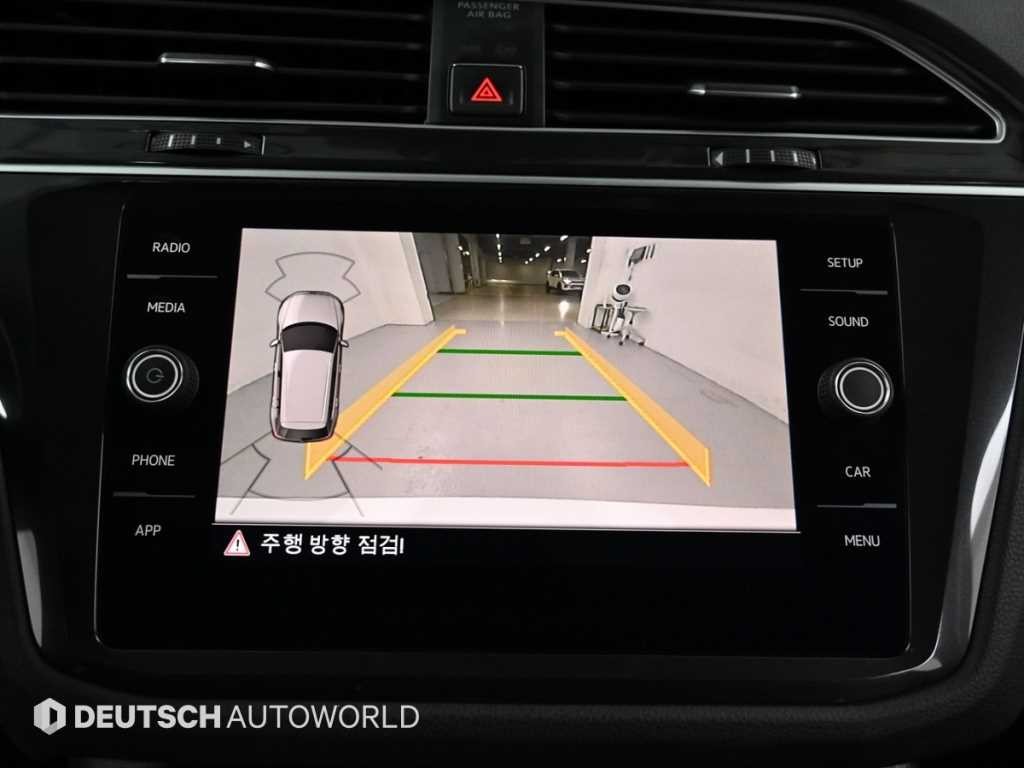 폭스바겐 티구안 티구안(2세대) 2.0 TDI 프리미엄 이미지 15