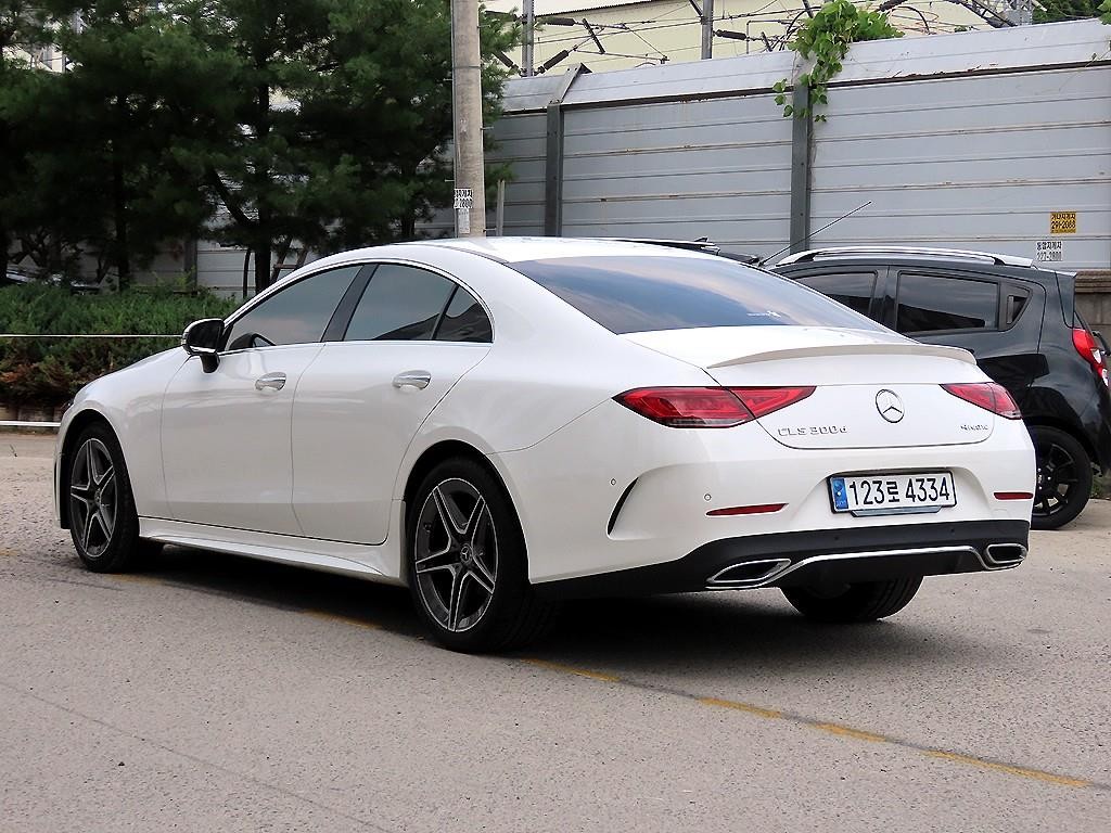 벤츠 CLS 클래스 CLS클래스 C257 CLS 300d 4MATIC 이미지 3