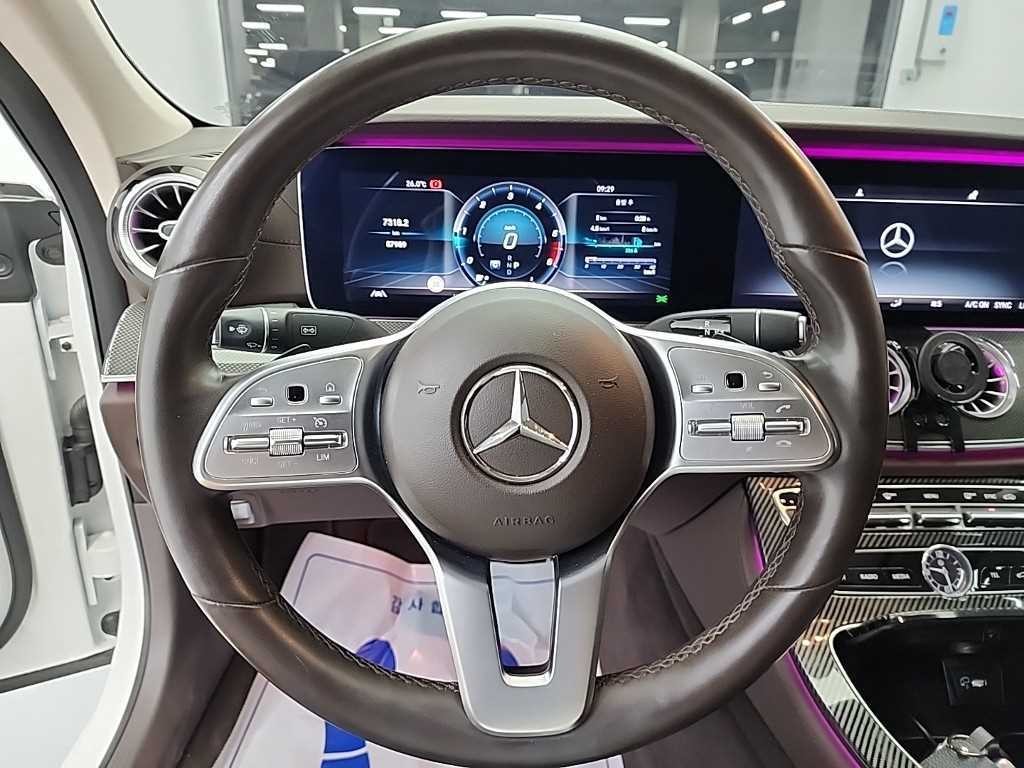 벤츠 CLS 클래스 CLS클래스 C257 CLS 300d AMG Line 이미지 9