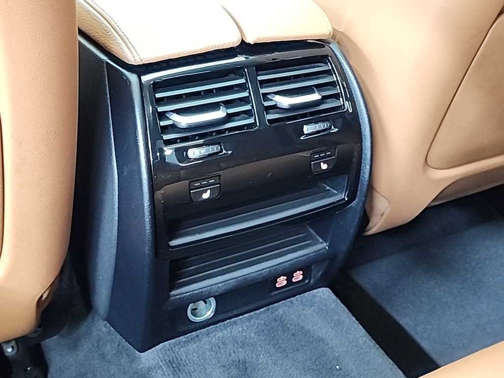 BMW 5시리즈 5시리즈 (G30) 520i 럭셔리 이미지 13