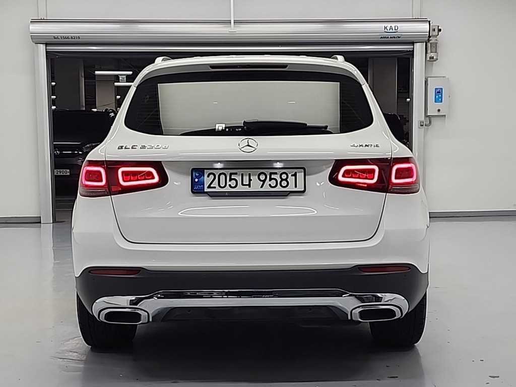 벤츠 GLC 클래스 GLC클래스 X253 GLC 220 d 4MATIC 이미지 3