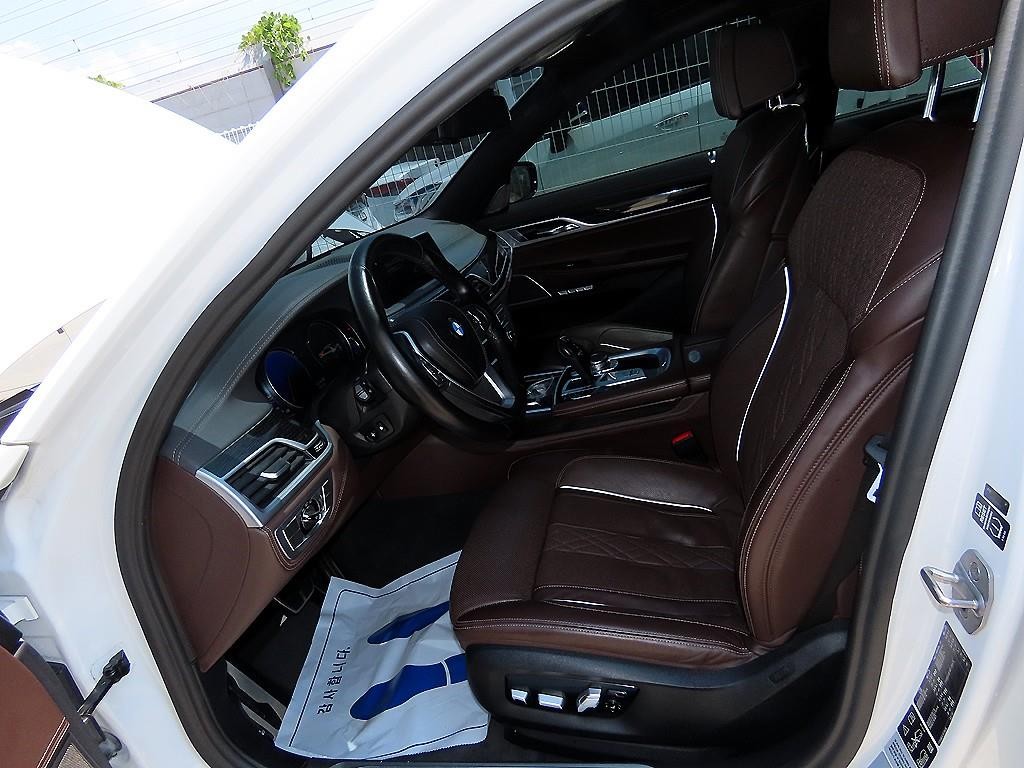 BMW 7시리즈 7시리즈 (G11) 740d xDrive M 스포츠 이미지 5