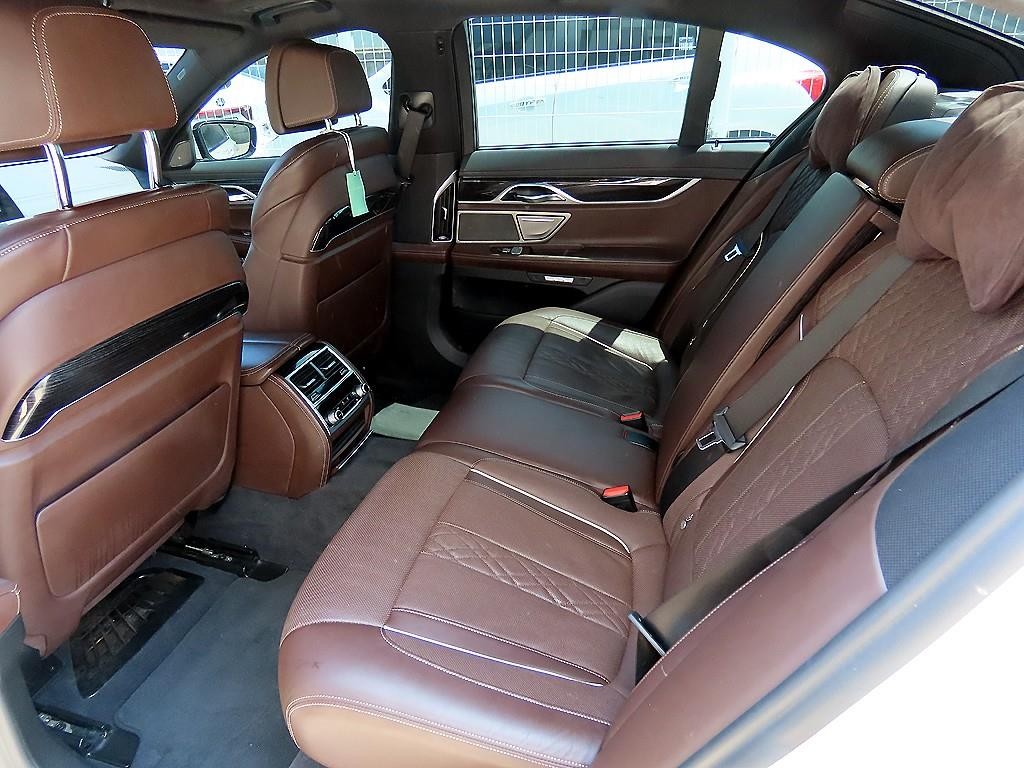 BMW 7시리즈 7시리즈 (G11) 740d xDrive M 스포츠 이미지 6