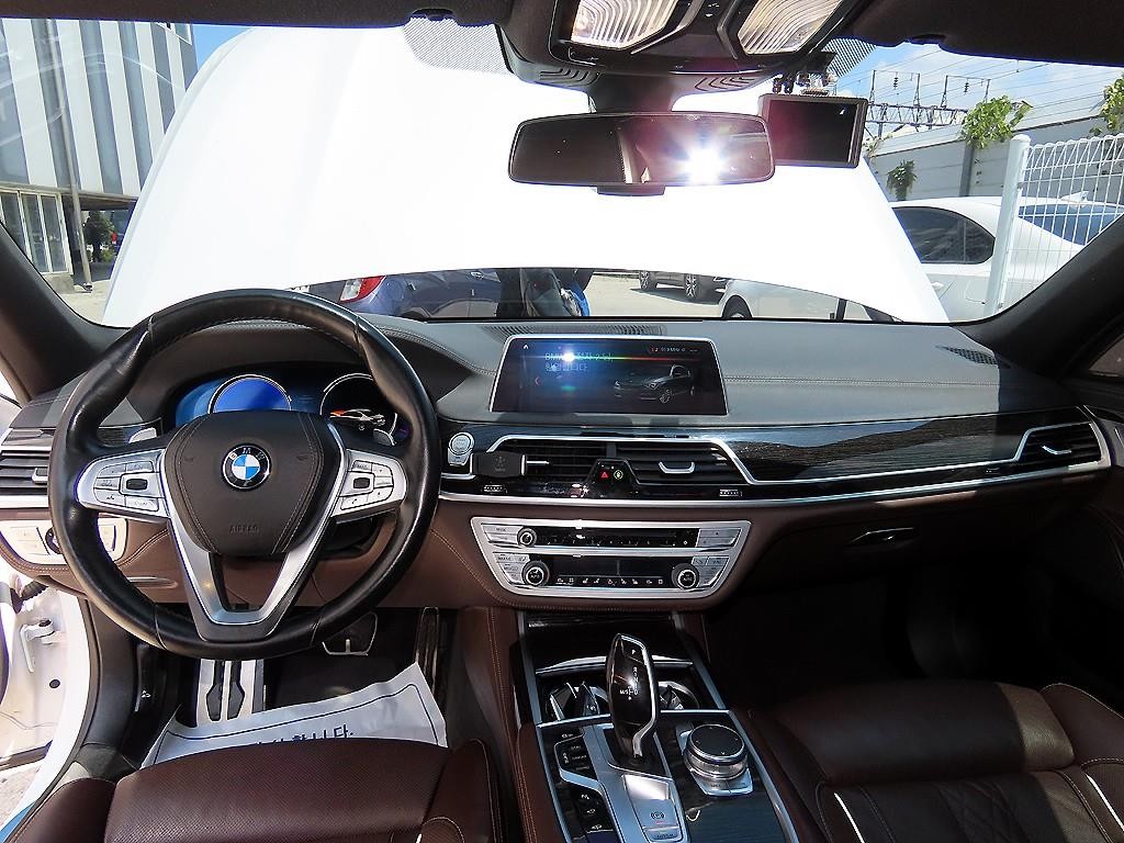 BMW 7시리즈 7시리즈 (G11) 740d xDrive M 스포츠 이미지 7