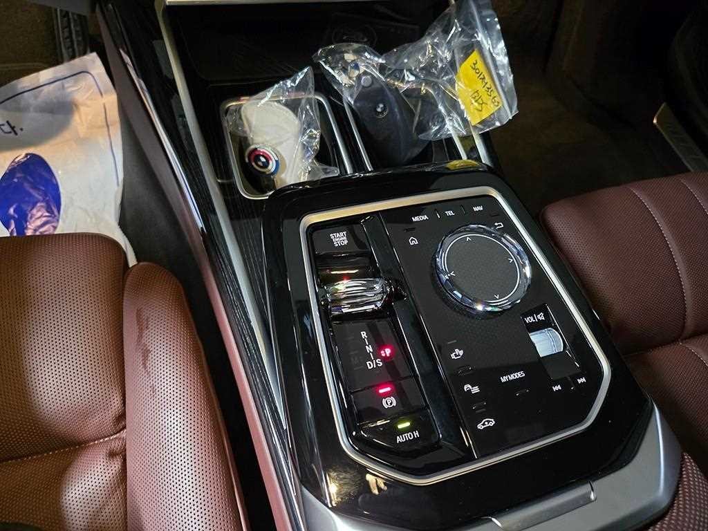BMW 7시리즈 7시리즈 (G70) 740d xDrive M 스포츠 이미지 11