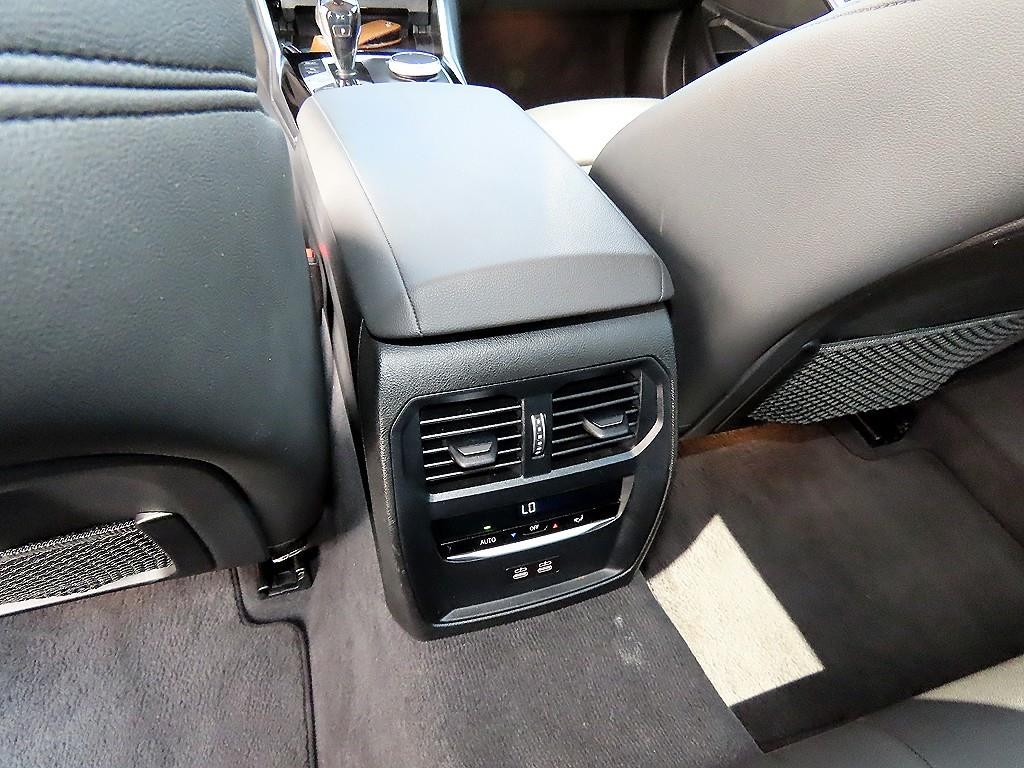 BMW 3시리즈 3시리즈 (G20) 320i 이미지 17