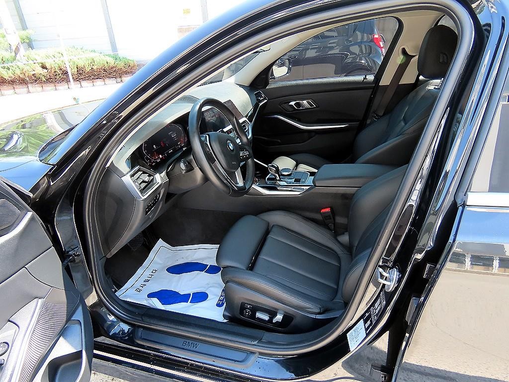 BMW 3시리즈 3시리즈 (G20) 320i 이미지 5