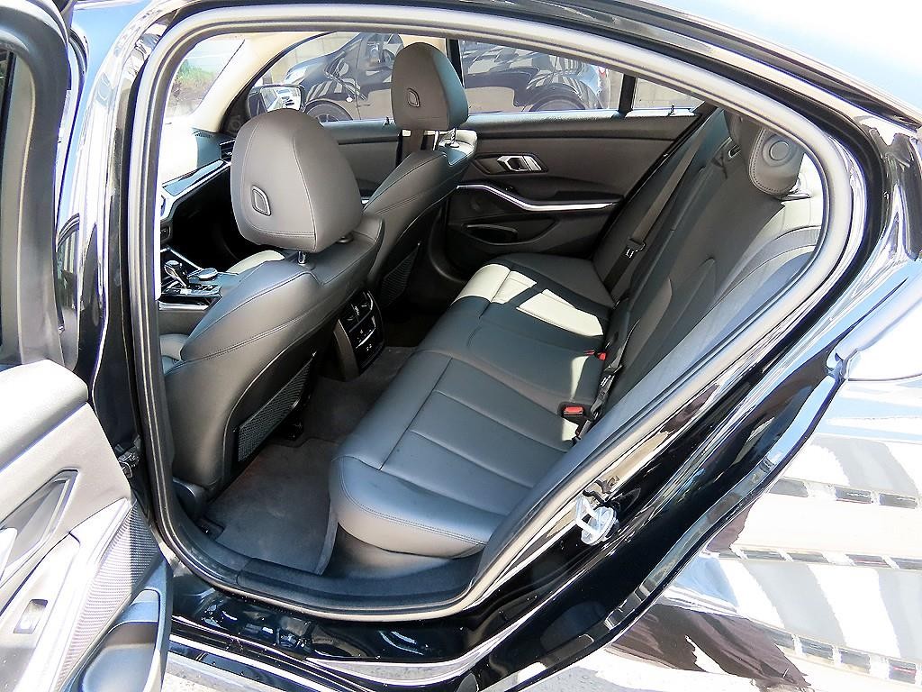 BMW 3시리즈 3시리즈 (G20) 320i 이미지 6